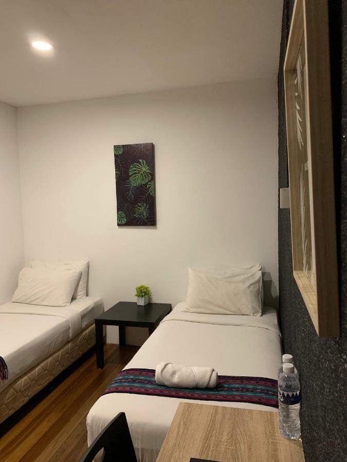 My Place Hotel & Lodge Kuching Kültér fotó
