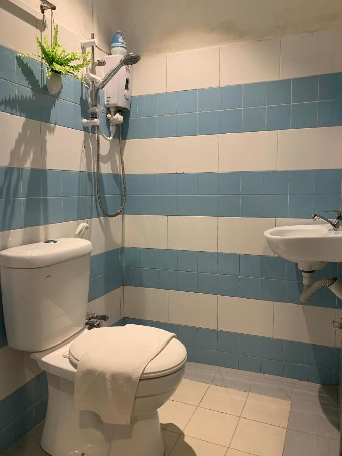 My Place Hotel & Lodge Kuching Kültér fotó